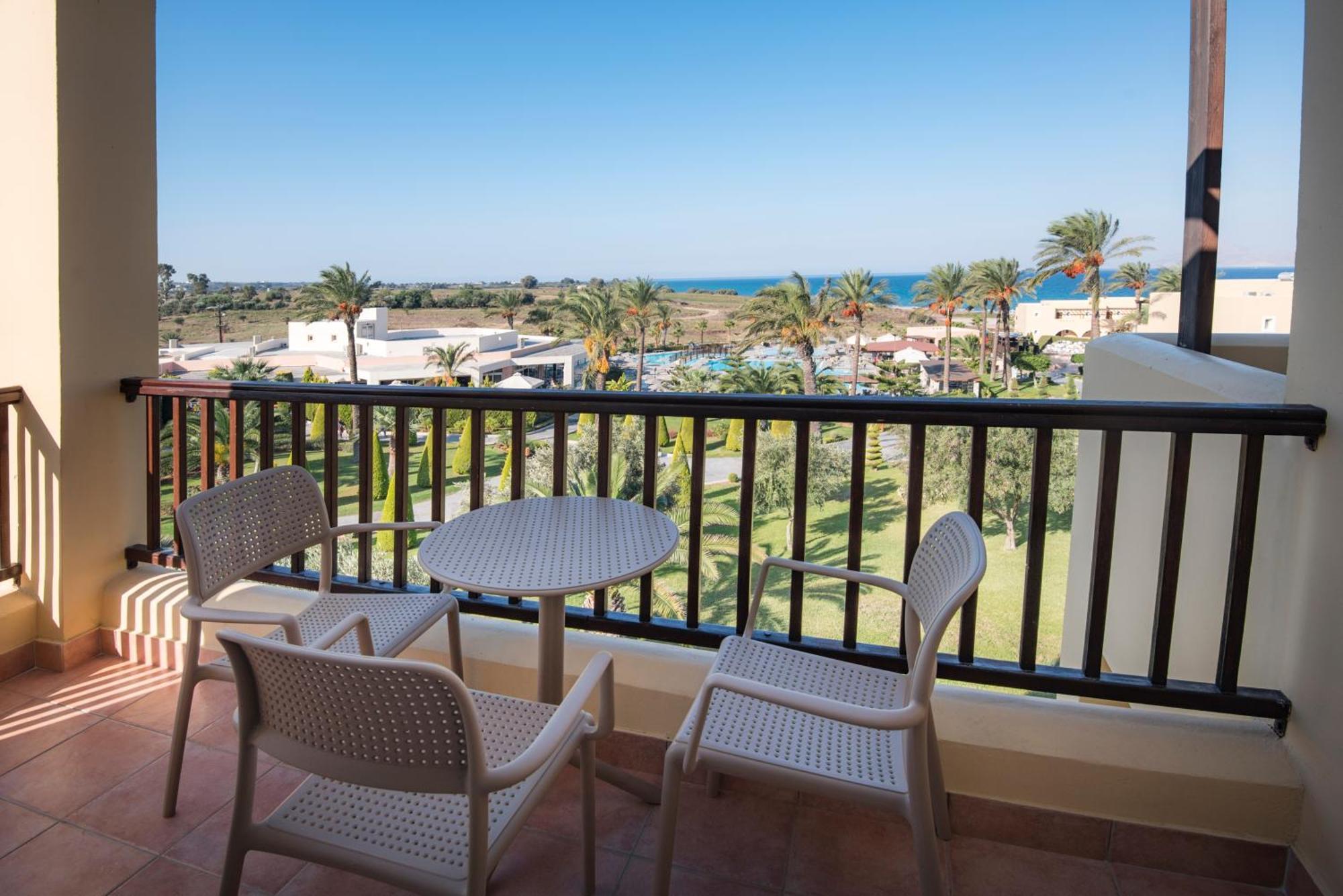 Horizon Beach Resort Mastihari Quarto foto